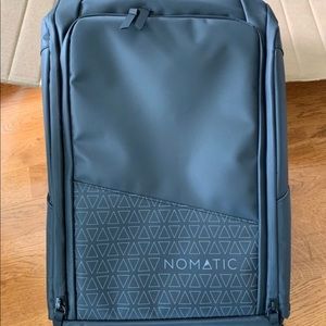 *Brand new* Nomatic backpack